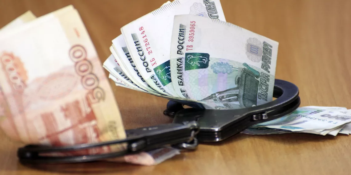 Депутата Новосибирской области требуют лишить полномочий за коррупцию