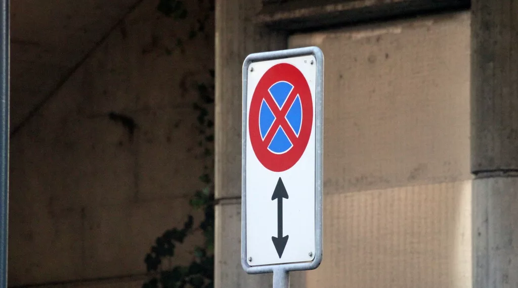 В центре Новосибирска в субботу временно ограничат парковку