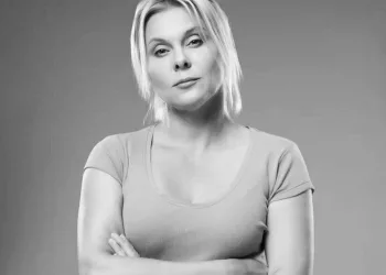 Звезду телесериала «Ольга» актрису Яну Троянову* внесли в реестр иноагентов