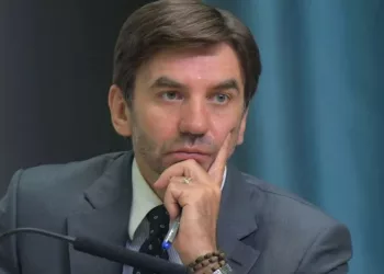 Суд назначил Михаилу Абызову 12 лет колонии и штраф 80 млн рублей