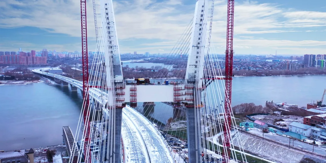 На строительство четвертого моста в Новосибирске власти выделят еще 82 млн рублей
