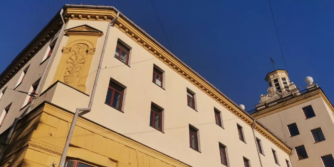 Исследование: новосибирским риелторам понадобится около 50 месяцев, чтобы купить себе квартиру