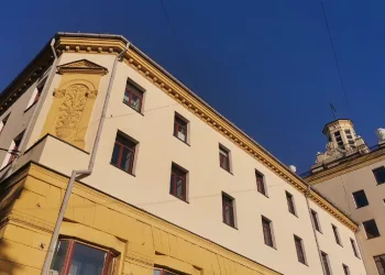 Исследование: новосибирским риелторам понадобится около 50 месяцев, чтобы купить себе квартиру