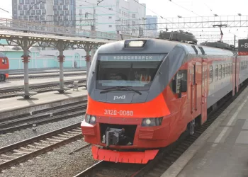 Власти сделали бесплатным проезд на поезде жителям блокадного Ленинграда