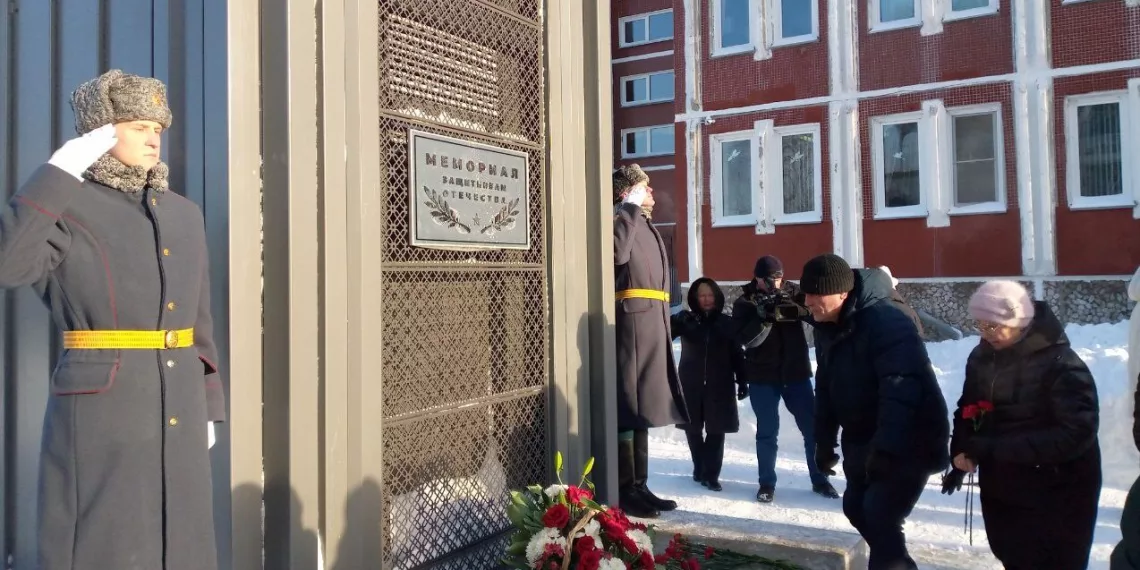 Открытие мемориала воинам-сибирякам состоялось в новосибирской школе №105