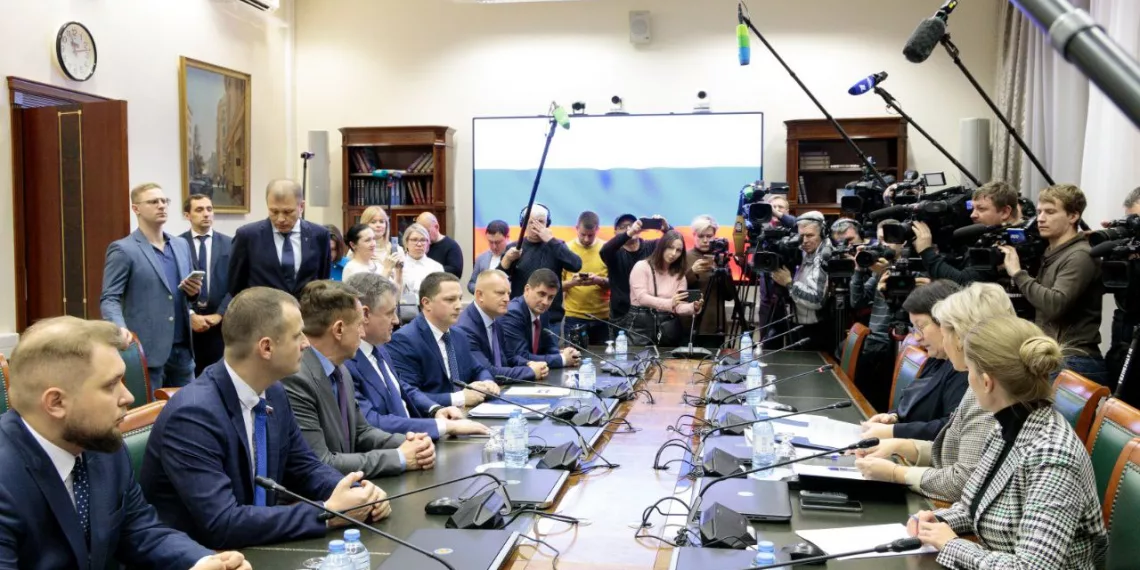 ЦИК приняла документы Леонида Слуцкого для выдвижения на выборы президента