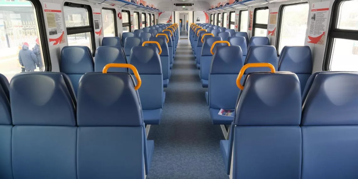 Проезд на электричке сделают бесплатным для ветеранов труда в Новосибирске