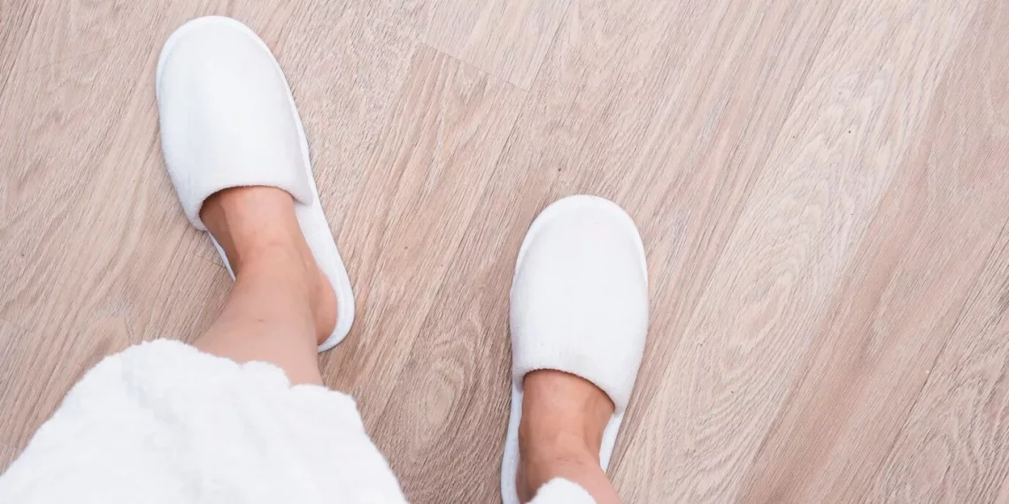 В Новосибирской области тапки заняли половину объема произведенной обуви в регионе