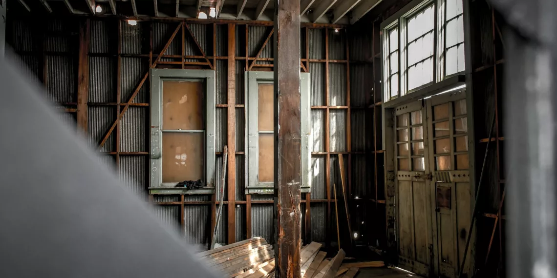 Прокуратура занялась отсутствием положенного инвалиду жилья в Тогучине