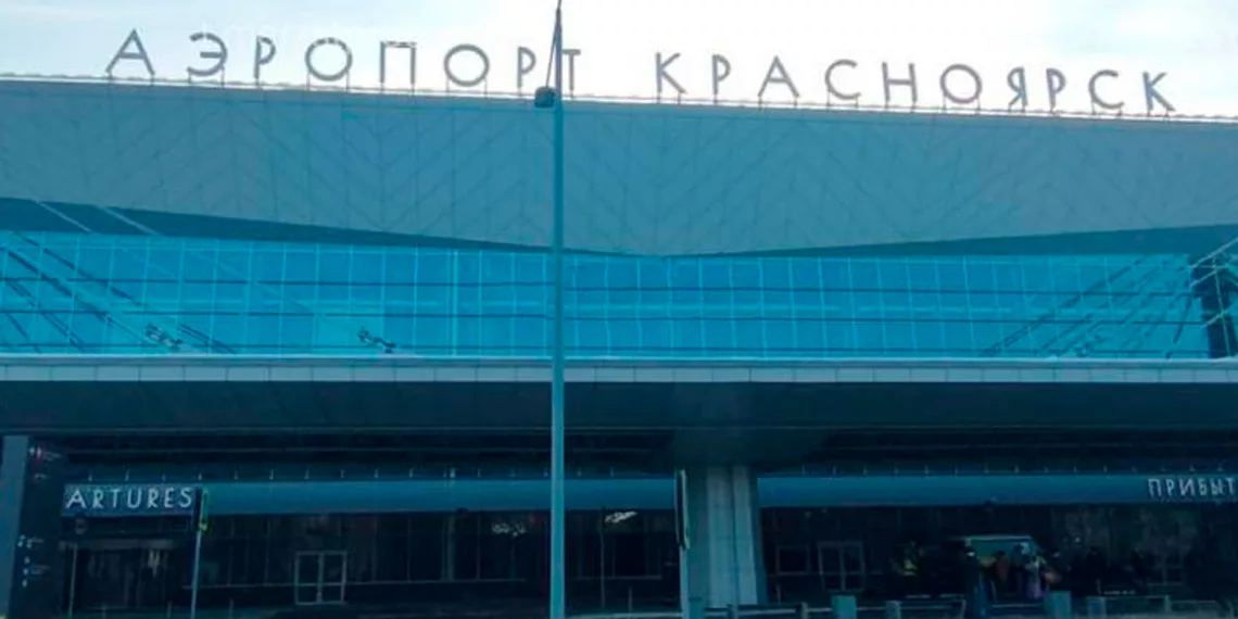 Больше суток пассажиры не могут улететь в Новосибирск из Красноярска