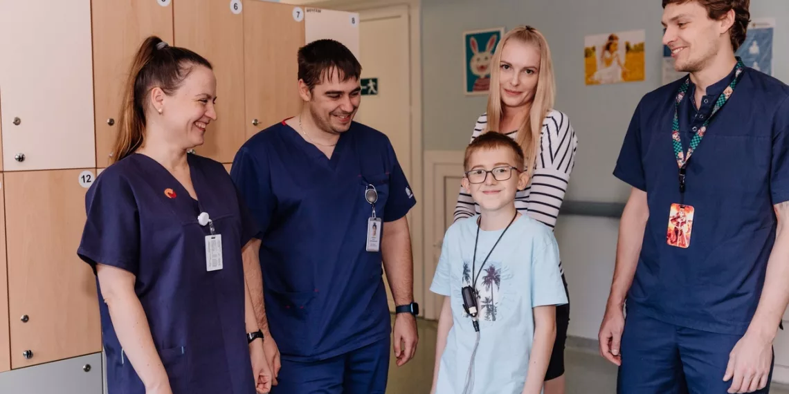 Врачи в Новосибирске спасли 11-летнего мальчика со сложным пороком сердца