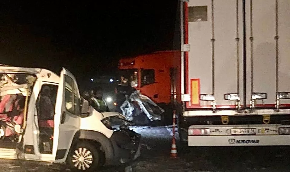 По дороге в Новосибирск произошло смертельное ДТП с маршруткой