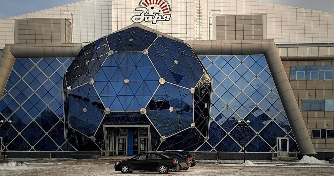 В Новосибирске прервали футбольный матч из-за сообщения о минировании