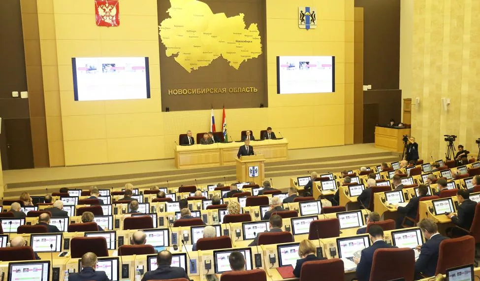 Ремонт теплосетей, новый омбудсмен и снова Почта – что обсуждали на первой в 2024 году сессии Заксобрания Новосибирской области