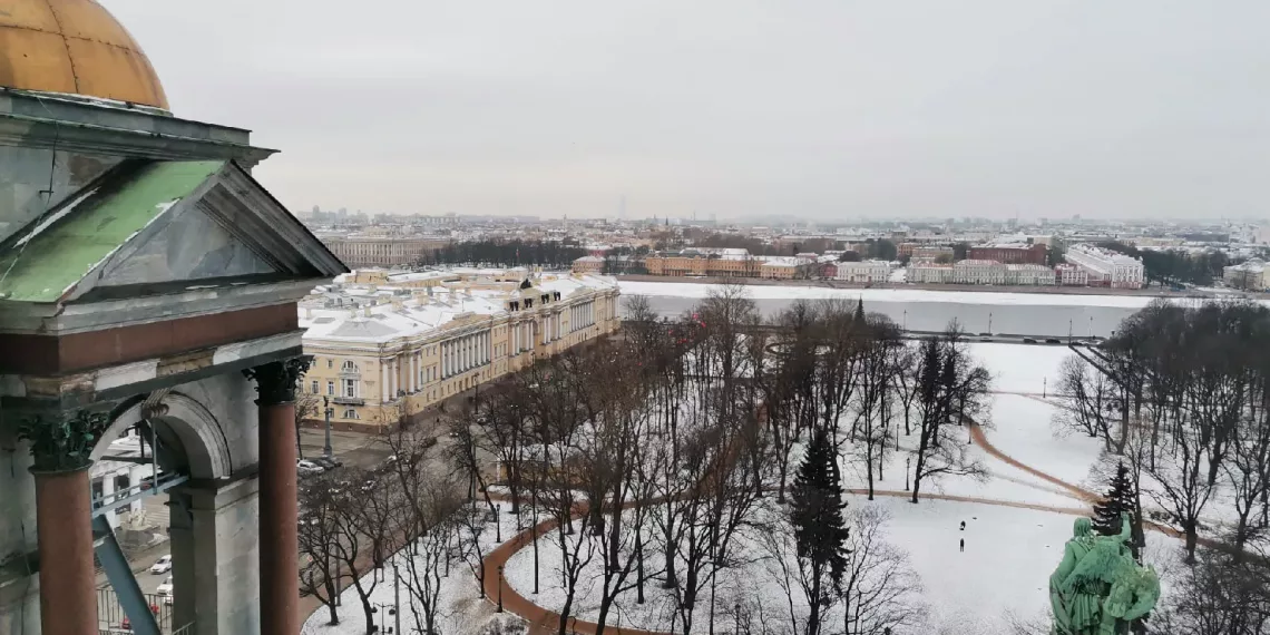 Переезд в Санкт-Петербург: квартиры от 4,45 млн в 25-минутах от метро*