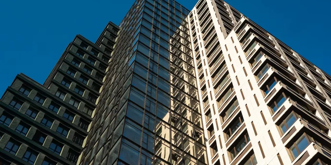 Для обманутых дольщиков потребовали компенсацию в 250 млн — что решил суд в Новосибирске