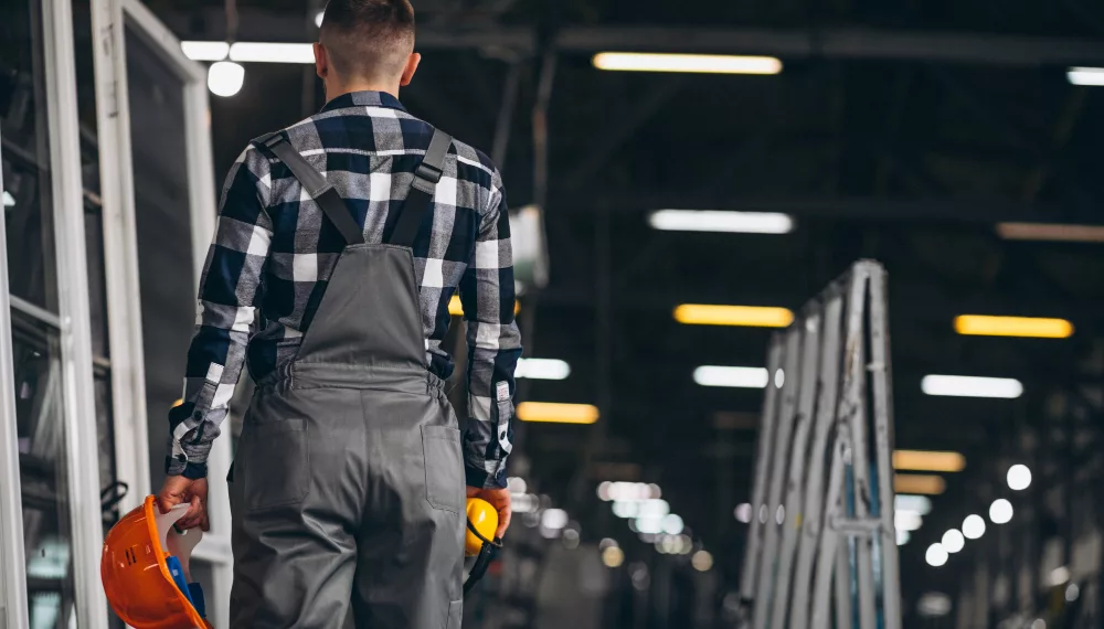 В строительной сфере Новосибирской области дефицит кадров превысил 5 тысяч человек