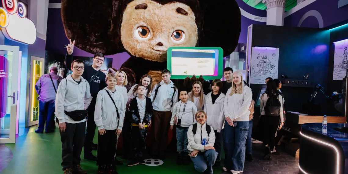 Дети Сибири познакомились с историей денег и передовыми технологиями на выставке «Россия» на ВДНХ