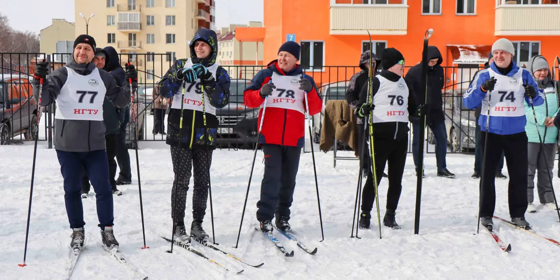 Около 300 энергетиков и членов их семей приняли участие в традиционном спортивном празднике