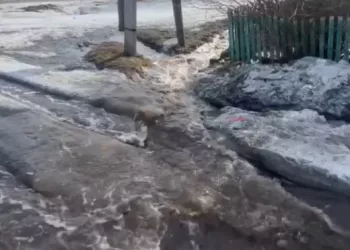 В Республике Хакасия местные жители жалуются на начавшиеся весенние потопы
