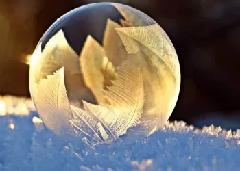 Потеплением до -1 градуса встречает первый день весны жителей Новосибирской области