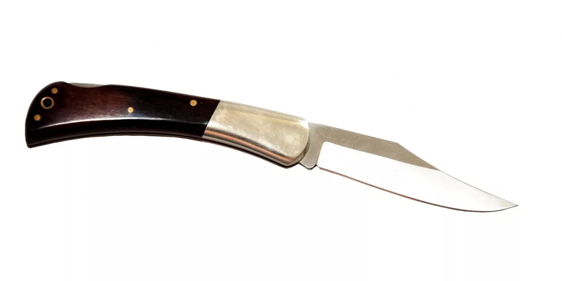 Под Новосибирском 10-летний школьник пырнул ножом 12-летнего мальчика