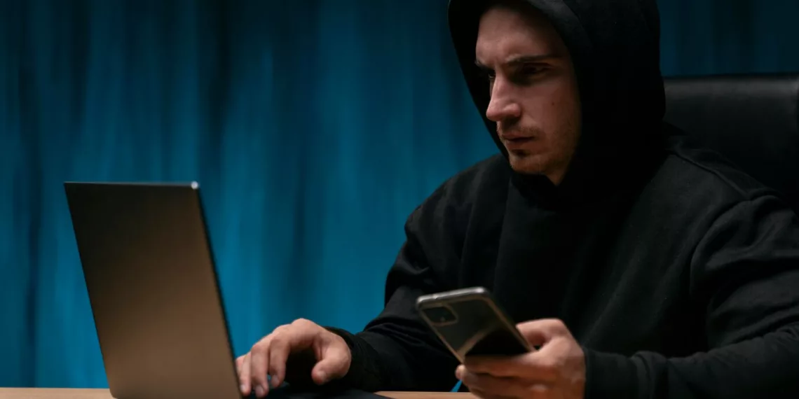 Мошенники усовершенствовали схему оформления займов в микрофинансовых организациях с помощью учётной записи на «Госуслугах»