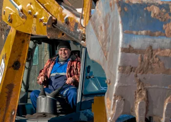 Отремонтировать мост на Добролюбова до середины 2025 года пообещали власти Новосибирска