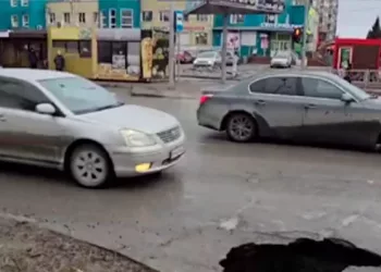 Томский губернатор надеется узнать у ученых, почему дороги «таят»