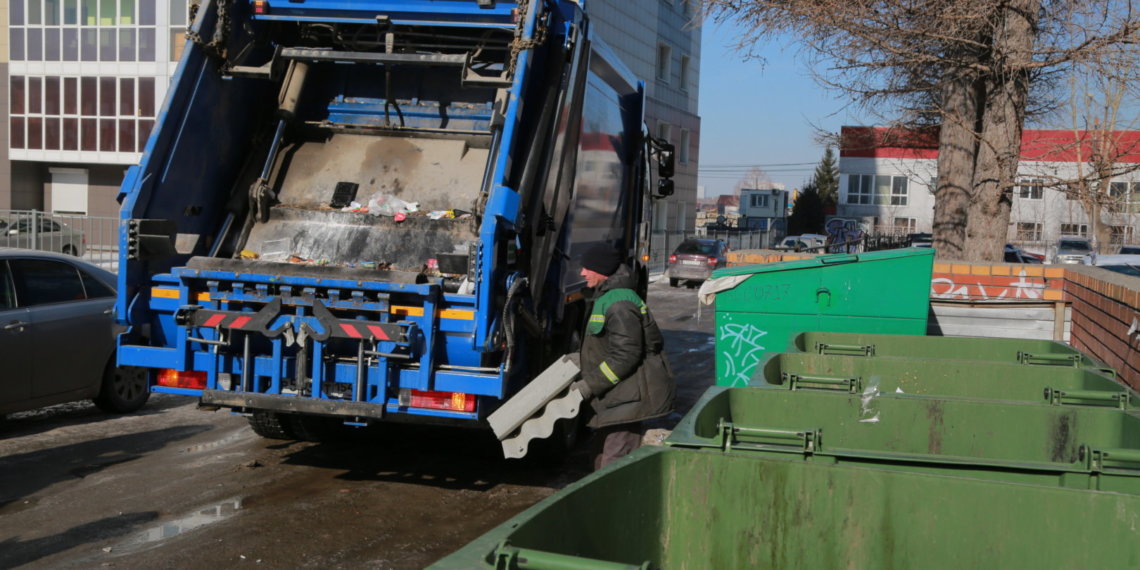 В мэрии рассказали, как будут вывозить мусор в майские праздники в Новосибирске