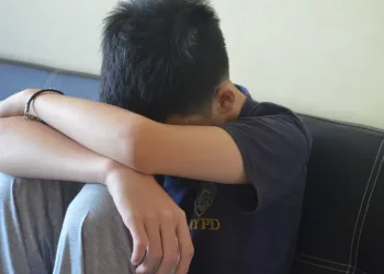 СК возбудил уголовное дело по факту избиения школьника толпой сверстников в Искитиме