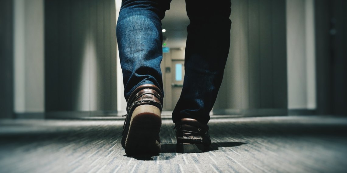 Новосибирец заплатил 3,5 млн рублей в кабинете приставов, чтобы не идти домой пешком