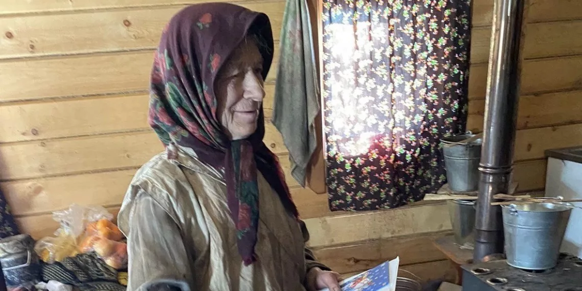 У известной сибирской отшельницы Агафьи Лыковой сегодня день рождения