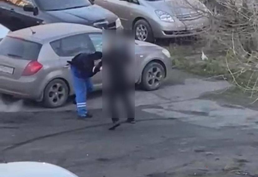 В Бийске на вызове избили фельдшера скорой помощи