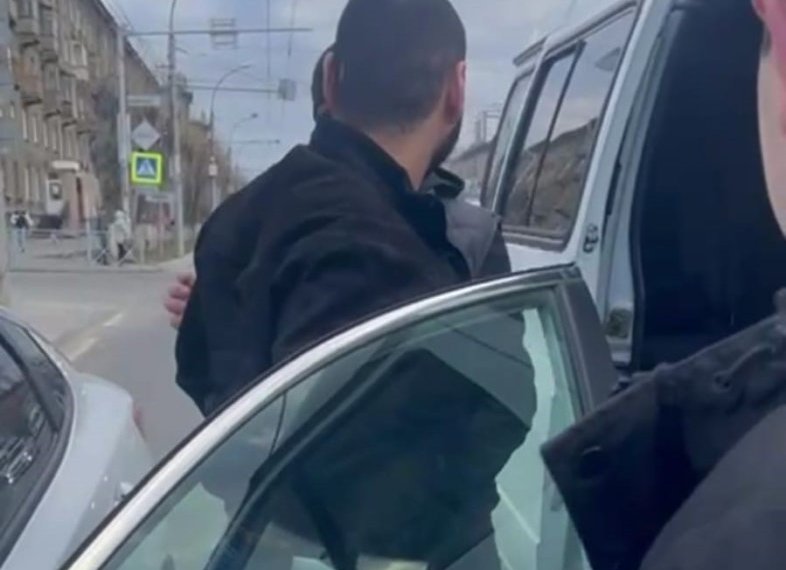 В Новосибирске задержали начальника налоговой инспекции