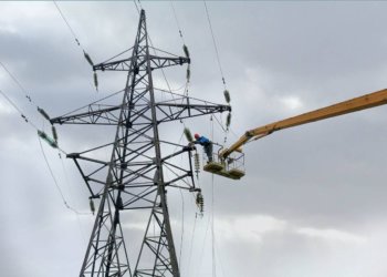 В Новосибирской области энергетики ввели режим повышенной готовности из-за шторма