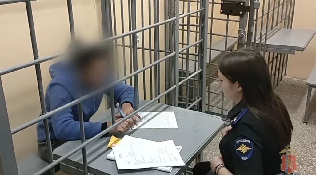 В Красноярском крае лжецелительница более чем за миллион рублей избавила бабушку от порчи