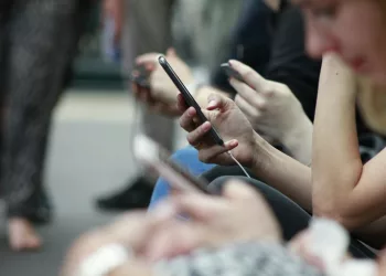 Общественники предложили запретить TikTok в России