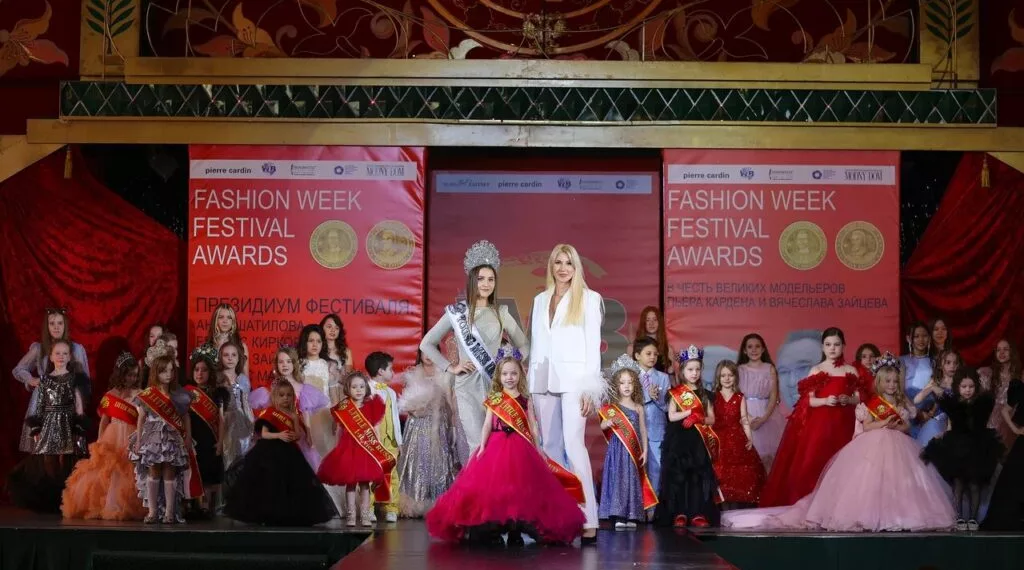 Четыре девочки из Сибири выиграли в конкурсе красоты Russian Beauty-2024