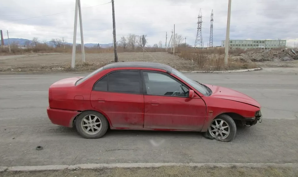 Житель Саяногорска обиделся на бывшего начальника и угнал его автомобиль