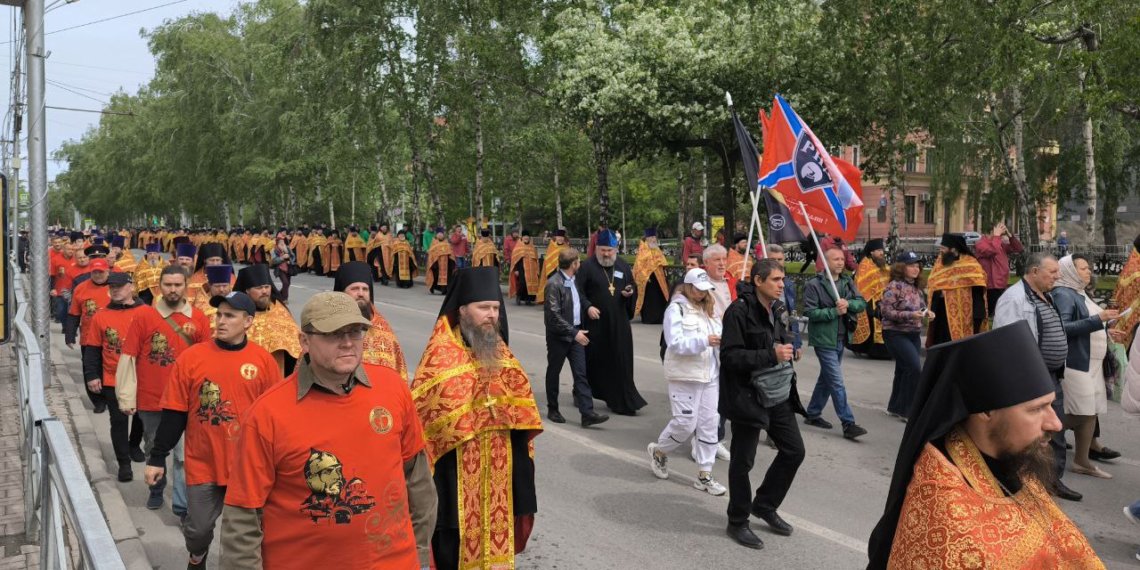 Крестный ход прошел в центре Новосибирска