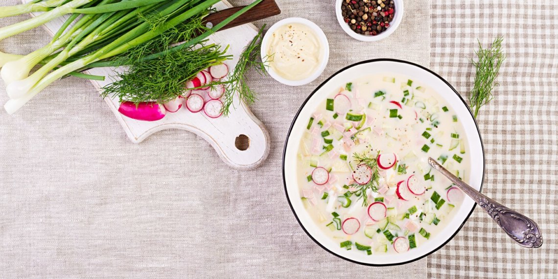 От столов крестьян до аристократии — история окрошки и лучшие рецепты этого блюда