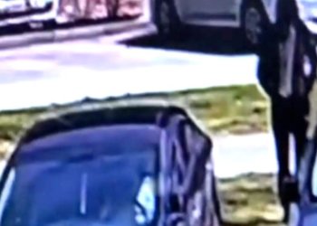 Неравнодушный новосибирец спас женщину и пустился в погоню за грабителем