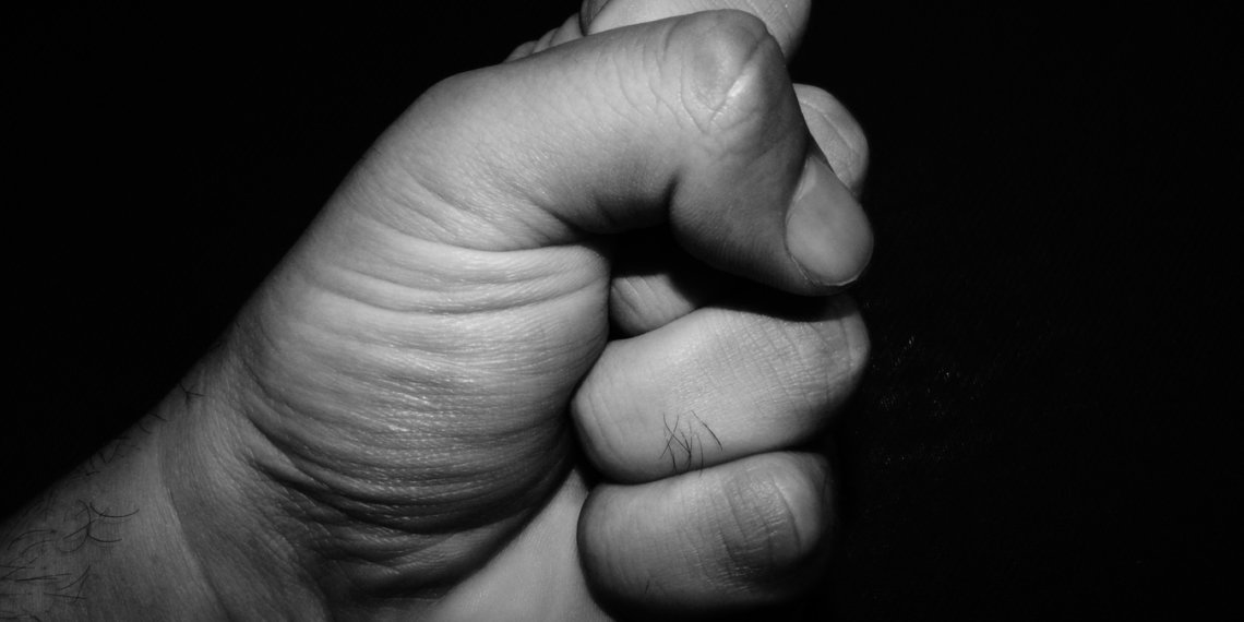 Житель Новосибирской области подрался с пограничником и попал под суд