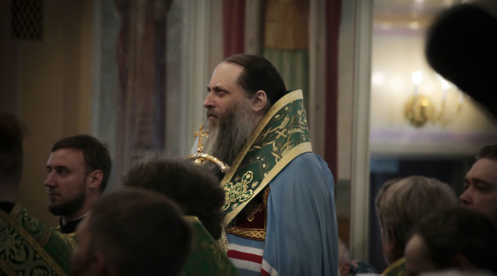 Центр Новосибирска перекроют из-за Крестного хода