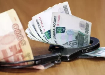 Сибиряк уехал на СВО и отдал долг по алиментам сыну и дочери