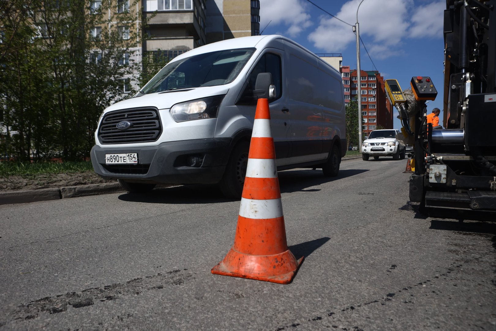 Более 300 тысяч квадратных метров дорожного полотна отремонтируют в  Новосибирске | 17.05.2024 | Новосибирск - БезФормата