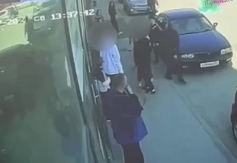 В Новосибирске подросток ударил электрошокером 7-летнего мальчика