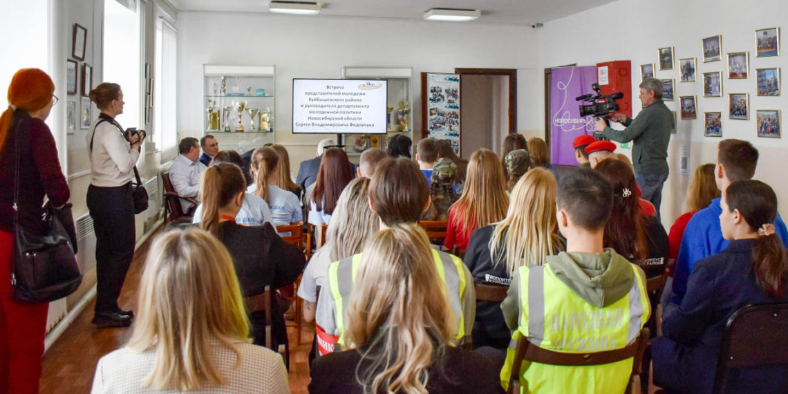 «Россети Новосибирск» повысили мощность электроснабжения для Дома молодежи Куйбышевского района