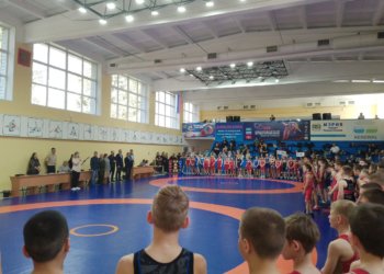 «Патриотизм и победа»: турнир по греко-римской борьбе, посвященный 9 Мая, прошел в Новосибирске
